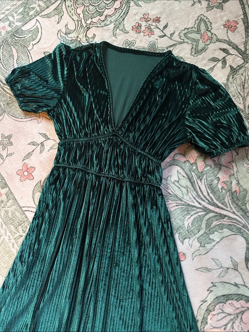 NWOT Emerald Green Stretchy Faux Ribbed Velvet Dress Size M/L